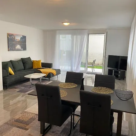 Apartamento Ferienwohnung Piya 1